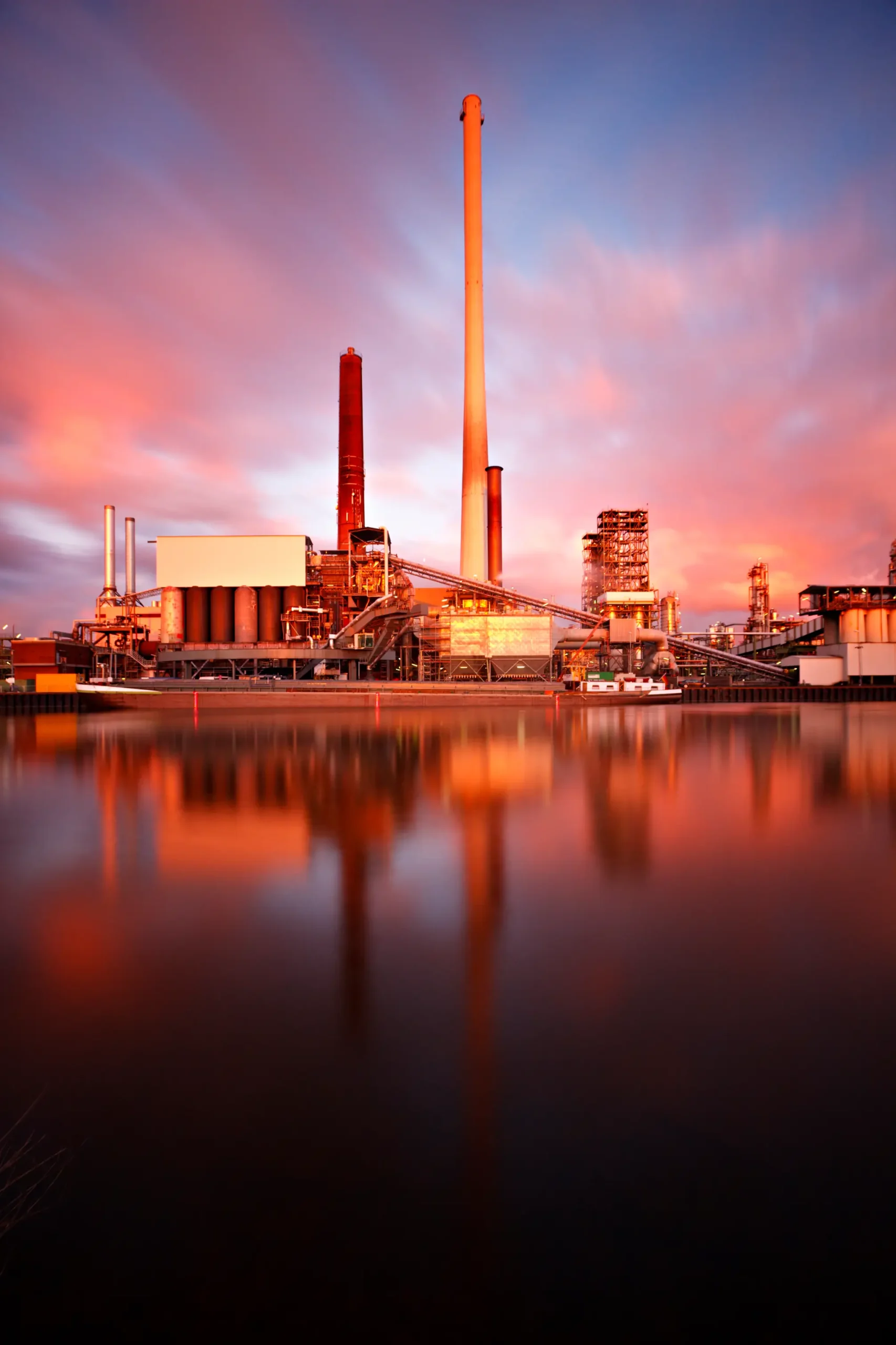 refinery daytime long exposure 2023 11 27 04 53 37 utc scaled